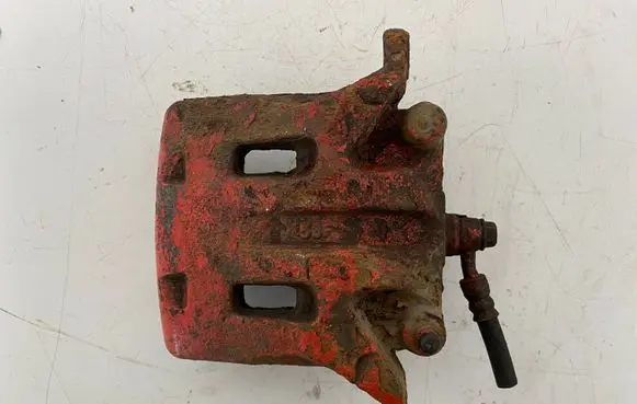 Nissan Murano Z50 Front brake caliper