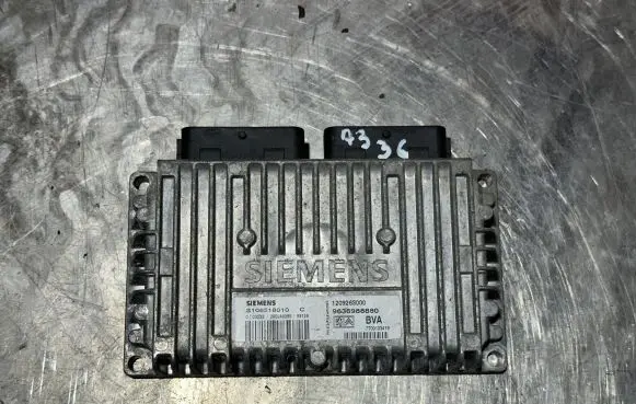 Peugeot 206 Gearbox control unit/module S108518010 9636988880
