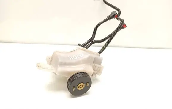 Opel Mokka X Brake fluid reservoir SPC34