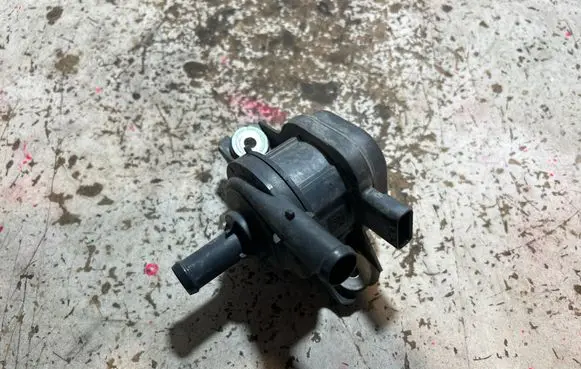 Toyota bZ4X Electric auxiliary coolant/water pump G904042040 3060110039 0810G86020104