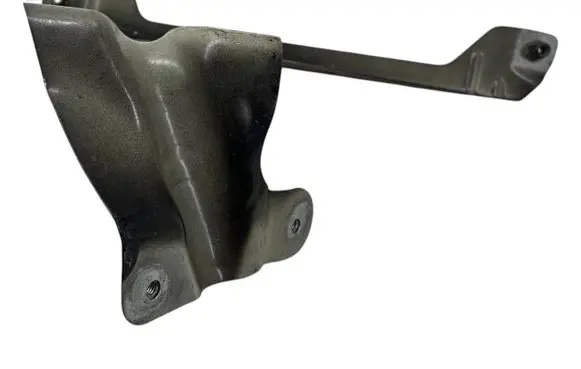 Seat Ateca Fender mounting bracket 575821167