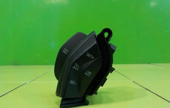 Ford C-MAX II Other switches/knobs/shifts AM5T9E740AA