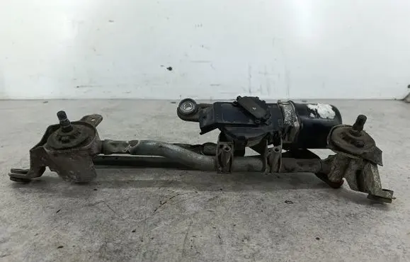 Nissan Note (E11) Front wiper linkage 