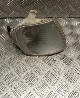 Front indicator light