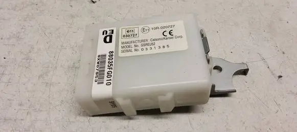 Subaru Outback Door central lock control unit/module 10R020727 88035FG010 9XW07953