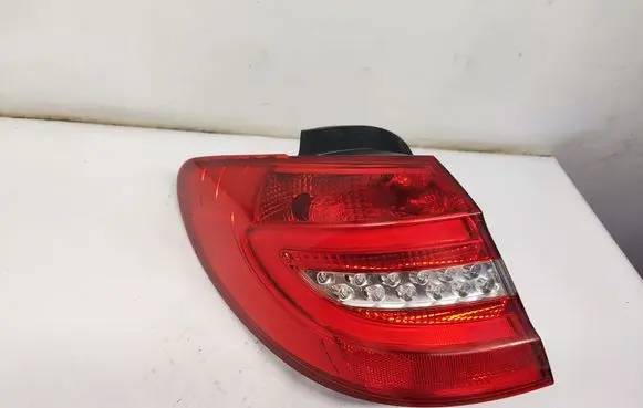 Rear/tail lights