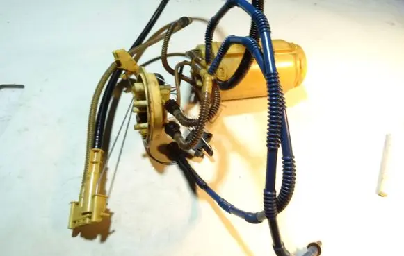 Fuel injection high pressure pump