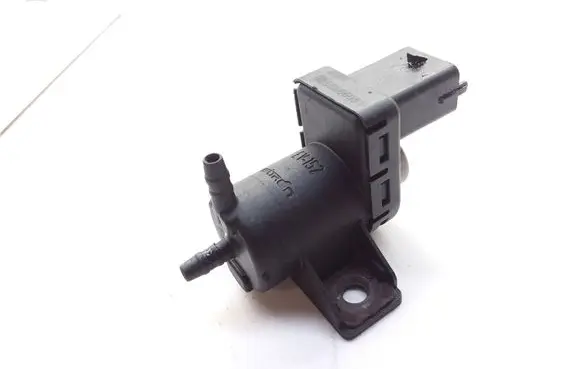 Opel Insignia A Brake central valve 55566051