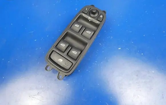 Volvo XC60 Electric window control switch 31272009 SWEA05 10W321