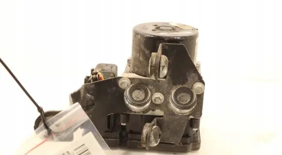 Ford Focus ABS Pump BV612C405AJ