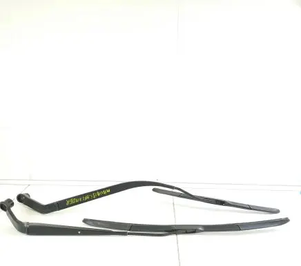 Mitsubishi Outlander Windshield/front glass wiper blade 