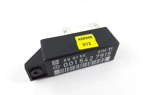 Mercedes-Benz SL R129 Window wiper relay 0015427919 898155