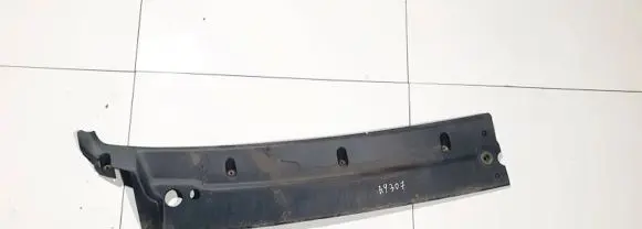 Iveco Daily 30.8 - 9 Wiper trim 504022283