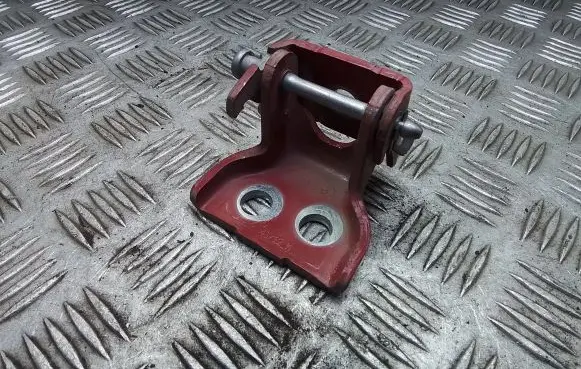 Citroen Berlingo Front door upper hinge