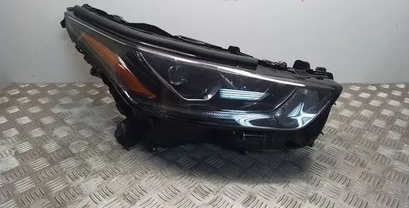 Toyota Highlander XU70 Headlight/headlamp 100008A06K