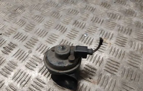 Skoda Superb B5 (3U) Horn signal 01157