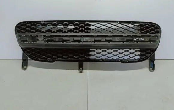 Peugeot 107 Front grill 531120H050 AT956 320020116064100