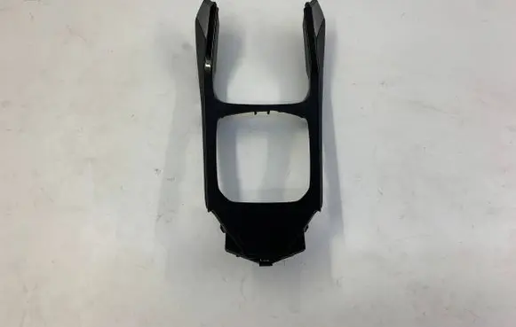 BMW 1 F40 Center console 165A563E401