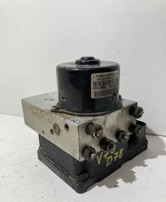 Volvo V70 ABS Pump 8671224 5WK84002 10092504033