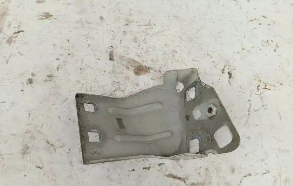Maserati Levante Other engine bay part A431G1 4431