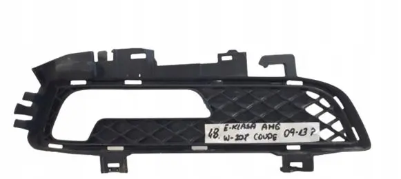 Mercedes-Benz E C207 W207 Front bumper lower grill A2078871325
