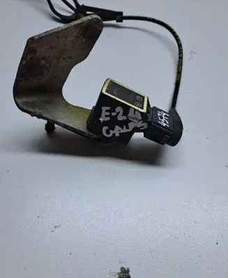 Mercedes-Benz E W211 Air suspension front height level sensor A0105427717