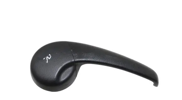 Honda CR-V Seat adjustment handle 