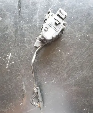 Nissan Almera Tino Accelerator throttle pedal 18002BU410 6PV00862004
