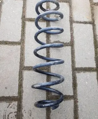 Volkswagen Golf VII Rear coil spring 5Q0511115JS