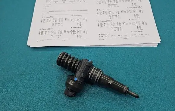 Volkswagen Caddy Fuel injector 0414720313 IMPRK1593865