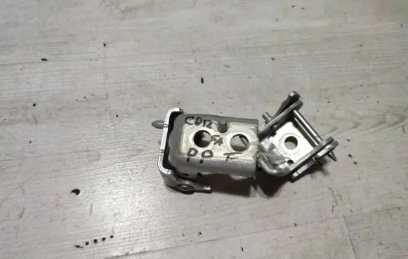 Opel Corsa F Front door hinge set GJR9
