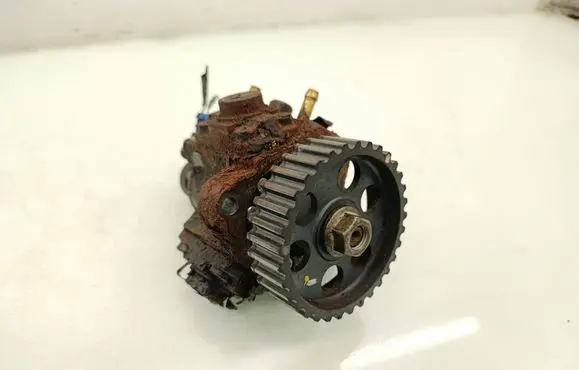 Chevrolet Epica Fuel injection high pressure pump 96440341