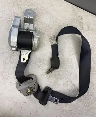 Nissan Pathfinder R51 Front seatbelt 7P2350P 20003EC