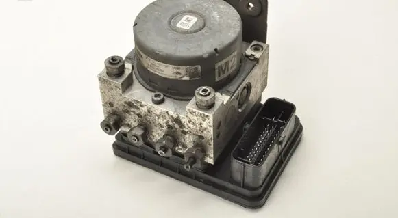 Ford Fiesta ABS Pump D1B12C405AF