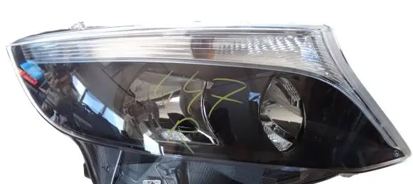 Mercedes-Benz V Class W447 Headlight/headlamp A4479067800
