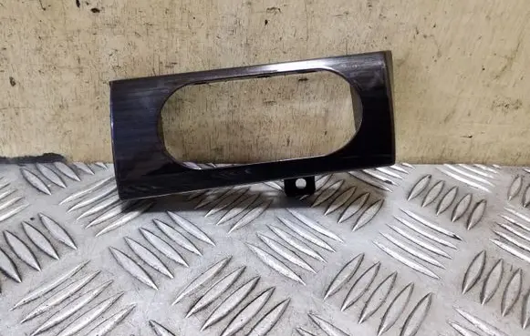 Chevrolet Captiva Panel trim