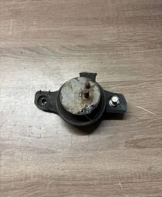 Subaru Forester SJ Engine mount bracket 410221