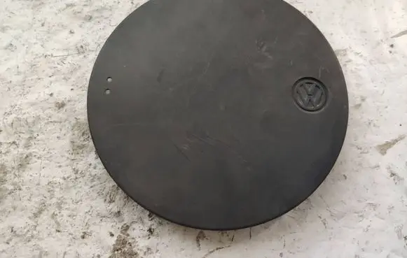 Volkswagen Transporter - Caravelle T4 Original wheel cap 701601149
