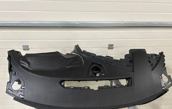 Chevrolet Corvette C7 Dashboard 0VT7L0TS 818770S00S 45000826AMBLA