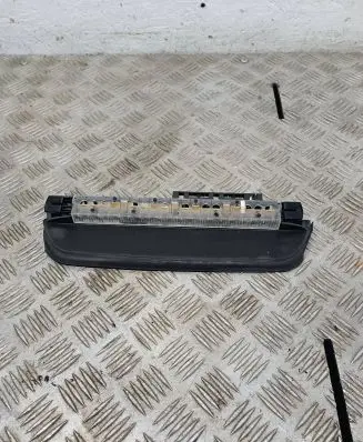 BMW 3 E46 Third/center stoplight 8386965