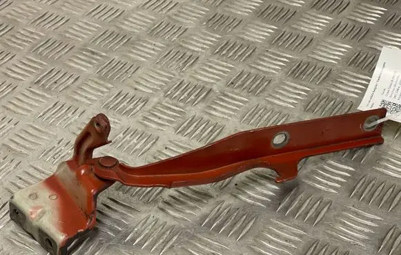 Suzuki Grand Vitara II Engine bonnet/hood hinges