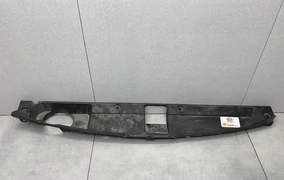 KIA Sportage Radiator trim 863613U000