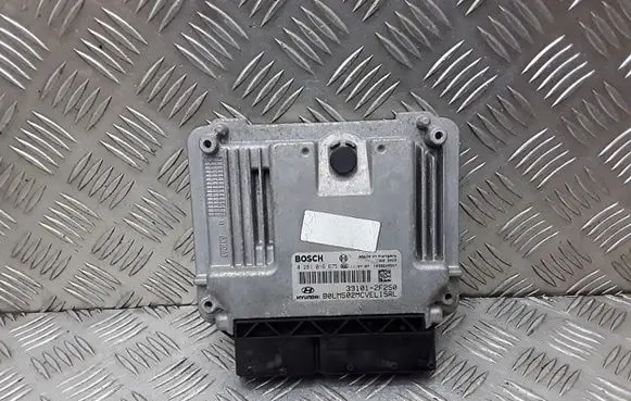 Hyundai ix35 Engine control unit/module 391012f250