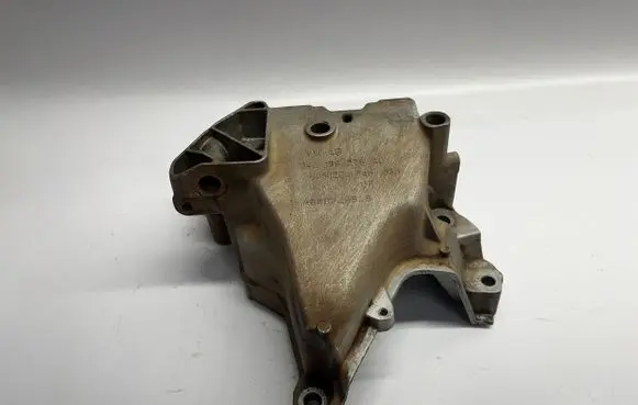 Volkswagen Jetta VII Engine mounting bracket 04E199275AJ 04E199275