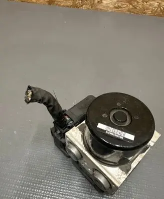 Volvo XC60 ABS Pump 30681619 10061336881 10092604053