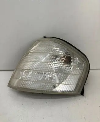 Mercedes-Benz C W202 Front indicator light 2028260943 0192083 085296