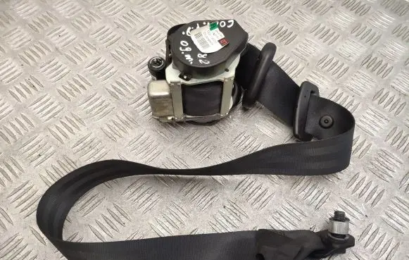 Mitsubishi Colt Front seatbelt 606843800