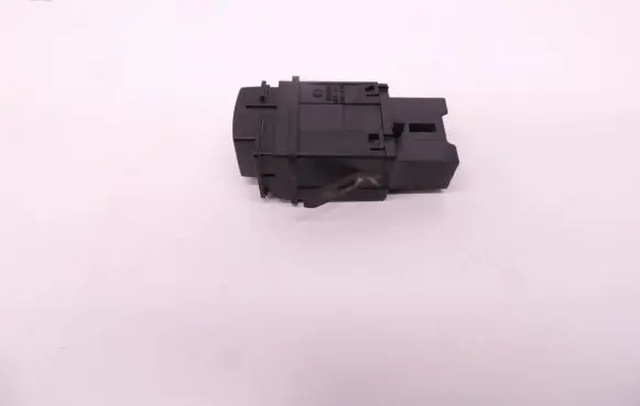 Skoda Superb B5 (3U) ESP (stability program) switch 3U0927134A D241