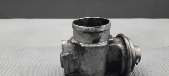 BMW 3 E36 EGR valve 2246145