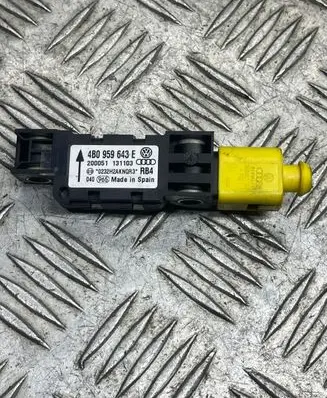 Audi A8 S8 D3 4E Airbag deployment crash/impact sensor 4B0959643E